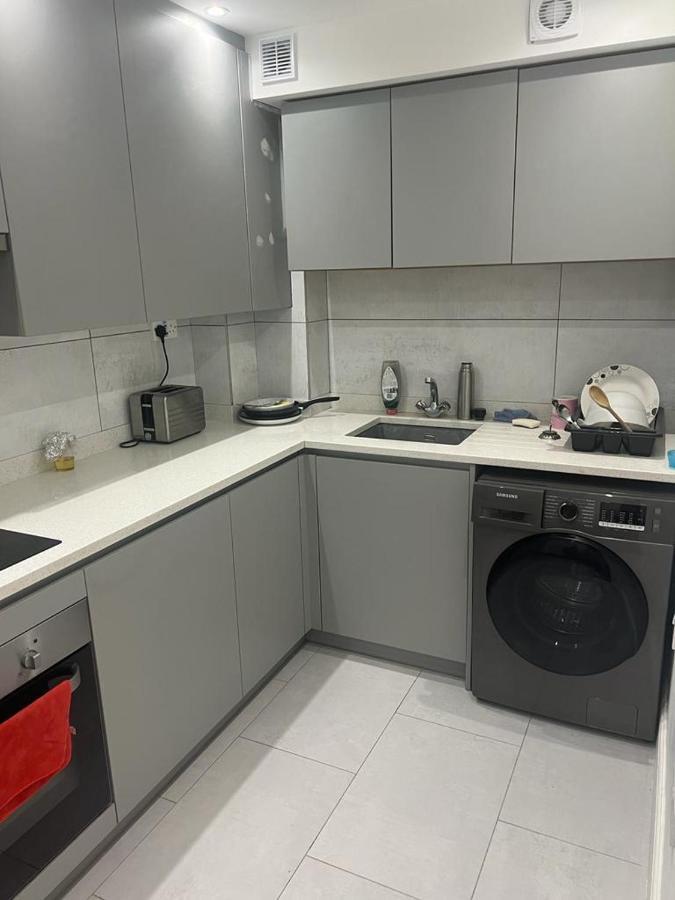 런던 Amazing Flat 2 In Battersea 아파트 외부 사진